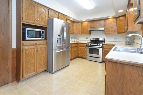 15212 S Thomas Ct, Plainfield, IL 60544 photo 6