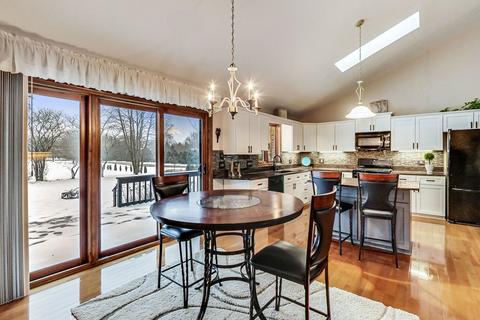 29 W515 Morningside Dr, Bartlett, IL 60103 photo 9