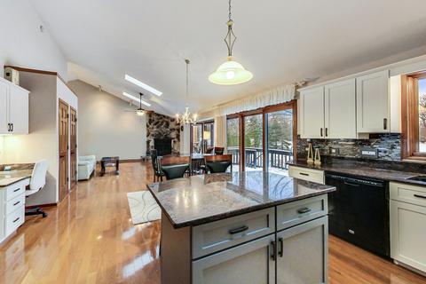 29 W515 Morningside Dr, Bartlett, IL 60103 photo 8