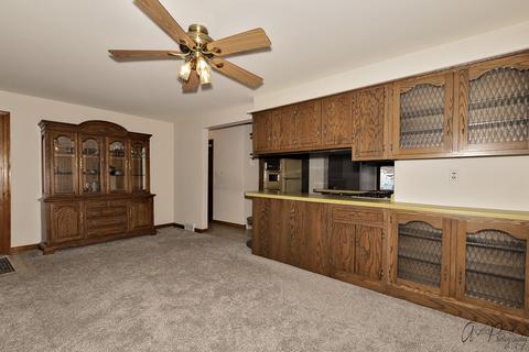 3911 Clearbrook Ave, Mchenry, IL 60050 photo 8