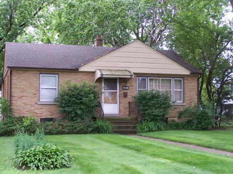 3911 Clearbrook Ave, Mchenry, IL 60050 photo 1