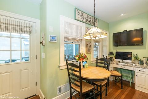851 Brook St, Elgin, IL 60120 photo 7
