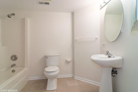 1945 Brookside Ln, Hoffman Estates, IL 60169 photo 15