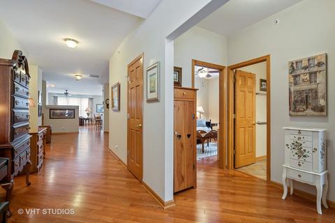 5940 Eton Dr, Hoffman Estates, IL 60192 photo 3
