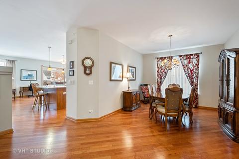 5940 Eton Dr, Hoffman Estates, IL 60192 photo 8