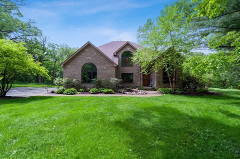 1129 W Ringwood Rd, Johnsburg, IL 60051 photo 1