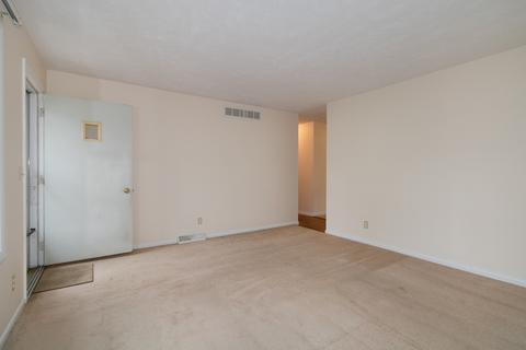 1717 Hoover Dr, Normal, IL 61761 photo 3