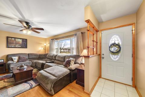 925 W Pine Pl, Griffith, IN 46319 photo 5
