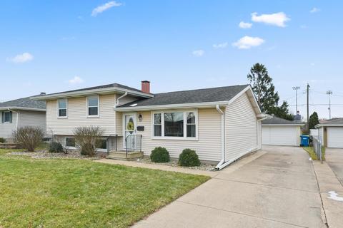 925 W Pine Pl, Griffith, IN 46319 photo 1