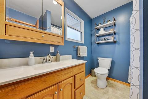 925 W Pine Pl, Griffith, IN 46319 photo 17