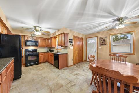 925 W Pine Pl, Griffith, IN 46319 photo 7