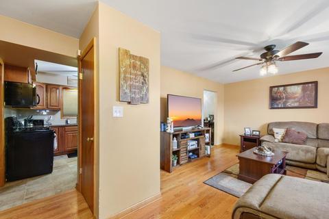 925 W Pine Pl, Griffith, IN 46319 photo 6