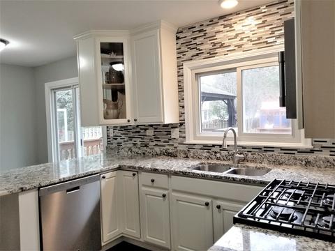 910 Tanglewood Dr, Algonquin, IL 60102 photo 13