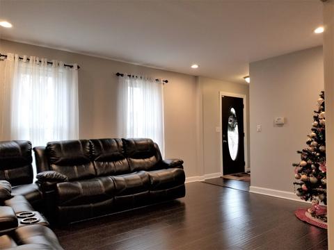 910 Tanglewood Dr, Algonquin, IL 60102 photo 7
