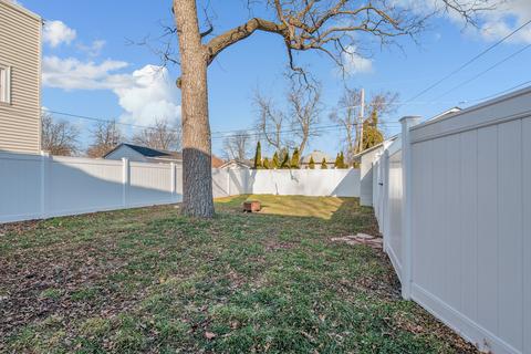 1426 E Algonquin Rd, Des Plaines, IL 60016 photo 28
