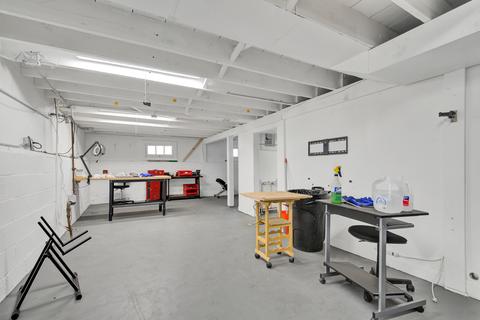 1426 E Algonquin Rd, Des Plaines, IL 60016 photo 23