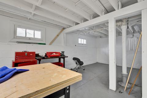 1426 E Algonquin Rd, Des Plaines, IL 60016 photo 24