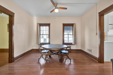 1426 E Algonquin Rd, Des Plaines, IL 60016 photo 9