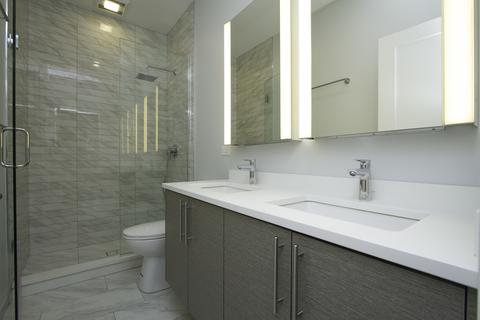 535 E 60th St, Chicago, IL 60637 photo 15