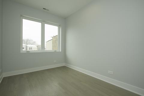 535 E 60th St, Chicago, IL 60637 photo 11