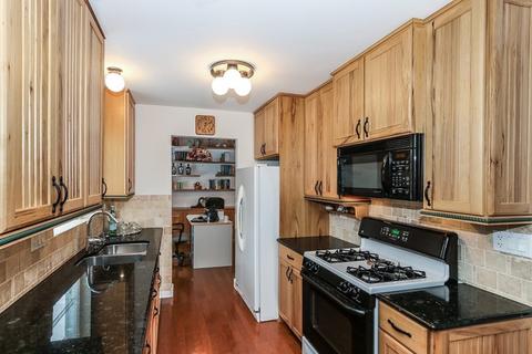 1147 Driftwood Ln, Bartlett, IL 60103 photo 8