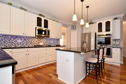 1886 Burton Dr, Bartlett, IL 60103 photo 5