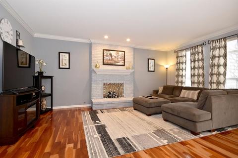 1886 Burton Dr, Bartlett, IL 60103 photo 8