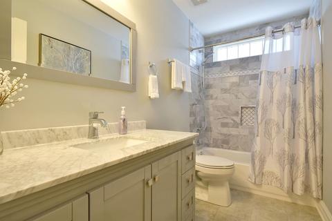 1886 Burton Dr, Bartlett, IL 60103 photo 31