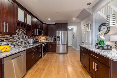 968 Oak Ridge Blvd, Elgin, IL 60120 photo 7