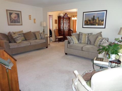 616 Debra Dr, Des Plaines, IL 60016 photo 3