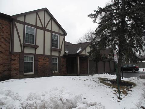 4650 Calvert Dr #D2, Rolling Meadows, IL 60008 photo 1