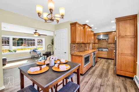 1218 Forest Dr, Elgin, IL 60123 photo 7