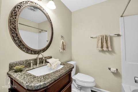 1218 Forest Dr, Elgin, IL 60123 photo 18