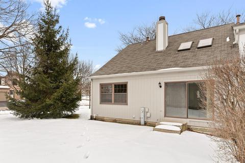 4589 Topaz Dr, Hoffman Estates, IL 60192 photo 14