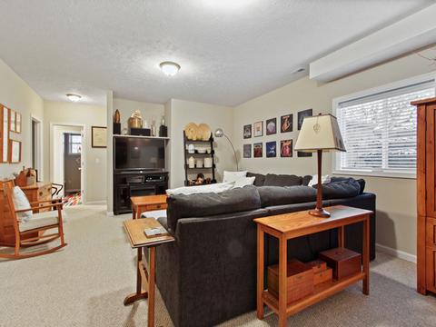 370 Beechwood Ct, Normal, IL 61761 photo 18