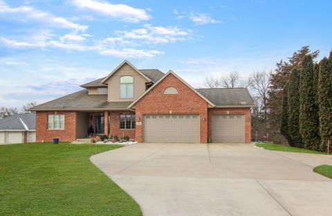 50 Cliffside Ct, Freeport, IL 61032 photo 2
