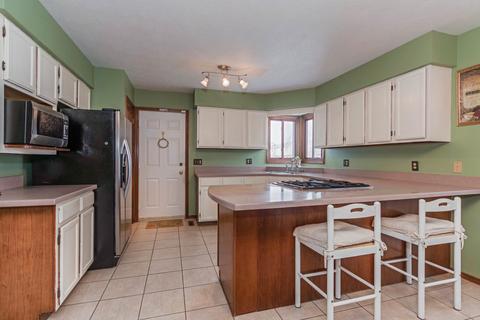 14 Chiswick Cir, Bloomington, IL 61704 photo 11