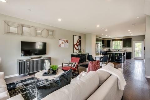 947 Coletta Cir, Naperville, IL 60563 photo 3