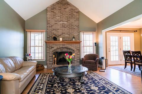 620 Clover Dr, Algonquin, IL 60102 photo 9