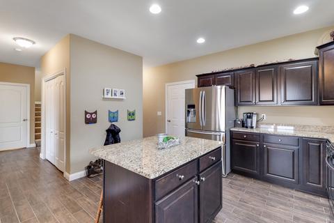1090 Geyser Peak Rd, Normal, IL 61761 photo 17