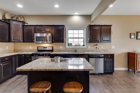 1090 Geyser Peak Rd, Normal, IL 61761 photo 14