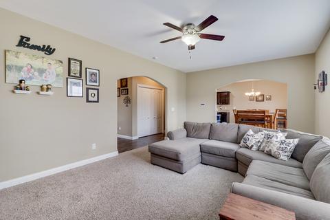 1090 Geyser Peak Rd, Normal, IL 61761 photo 5