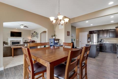 1090 Geyser Peak Rd, Normal, IL 61761 photo 11