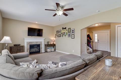 1090 Geyser Peak Rd, Normal, IL 61761 photo 4