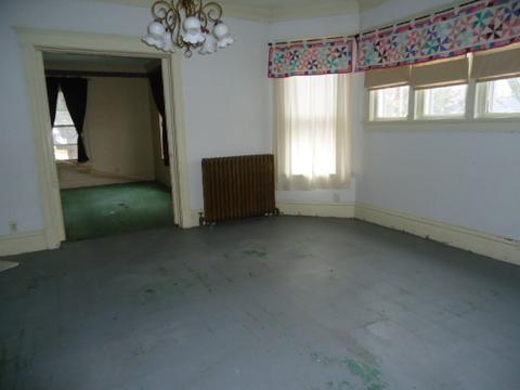 202 W 6th St, Gridley, IL 61744 photo 7