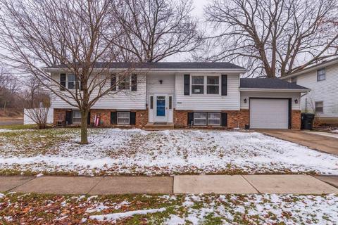 700 Angela Dr, Normal, IL 61761 photo 1