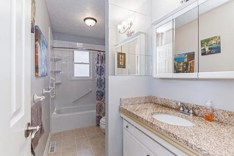 700 Angela Dr, Normal, IL 61761 photo 13
