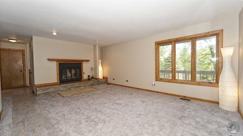 14 Crestview Dr, Ingleside, IL 60041 photo 4