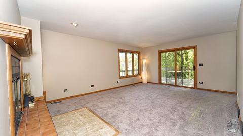 14 Crestview Dr, Ingleside, IL 60041 photo 3