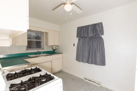 7803 S Champlain Ave, Chicago, IL 60619 photo 4